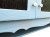 Szafka wisząca drewniana przeszklona z półką WIM-5a, wieniec górny - ozdobny, front - łuk, kolor - patyna niebieska retro z boazerią i wieńcem górnym w patynie brąz, szyba - trawiona woda brąz, uchwyt - GP biała porcelana gładka